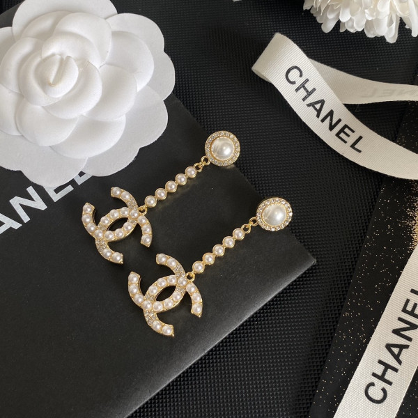 CL EARRINGS