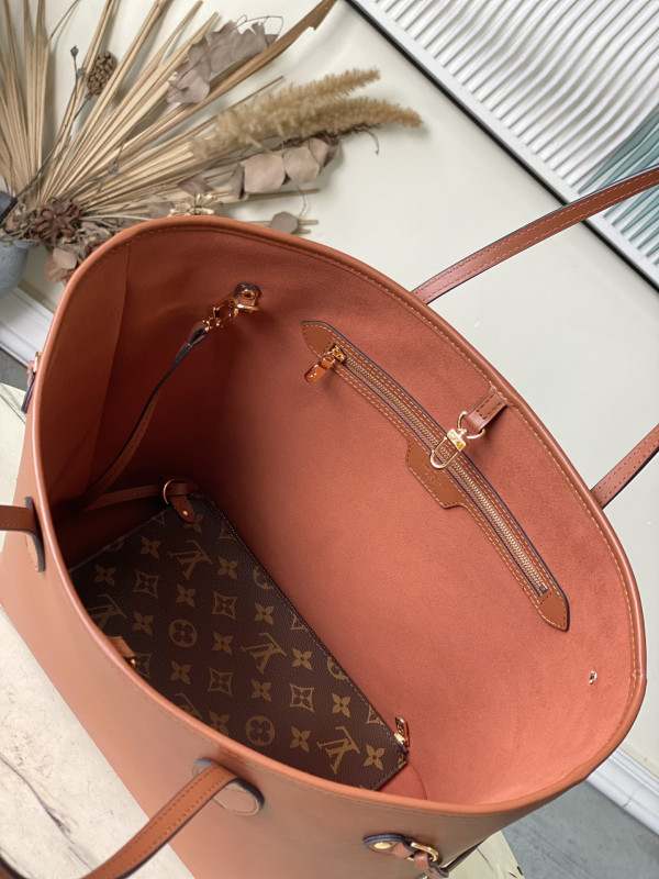 l0*is V*t0n neverfull mm-31*28*14cm