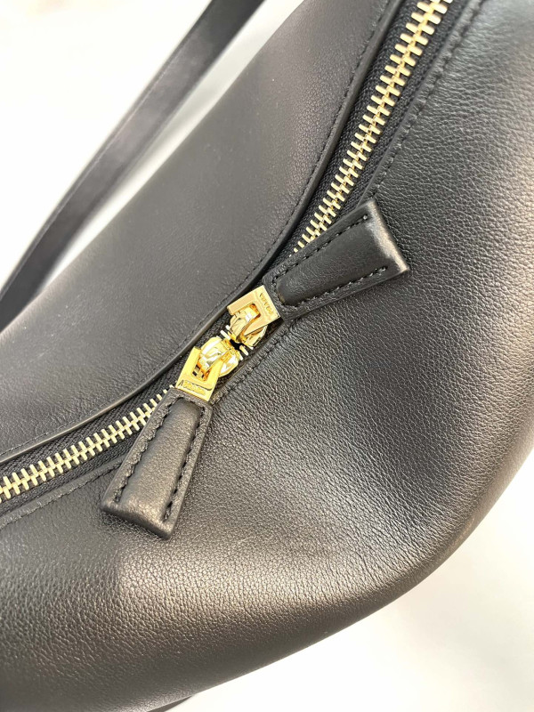 Pra*a darling leather handbag