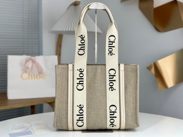 CHLOÉ medium woody tote bag
