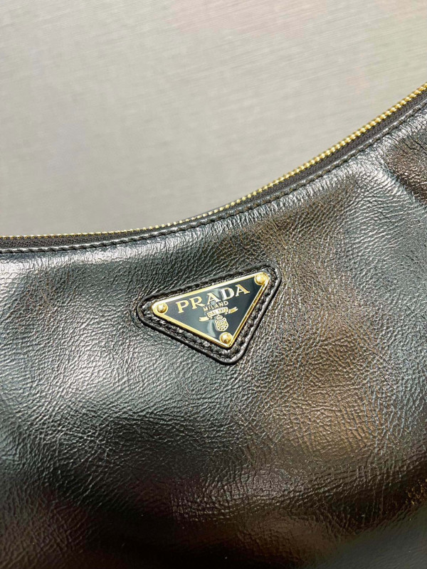 Pra*a aimée large shoulder bag