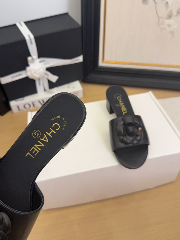 CL SANDALS