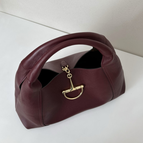 G*u*i softbit maxi shoulder bag
