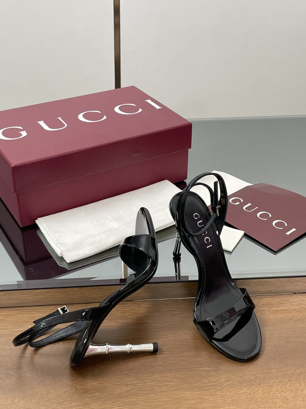 G*u*i heels-9.5cm