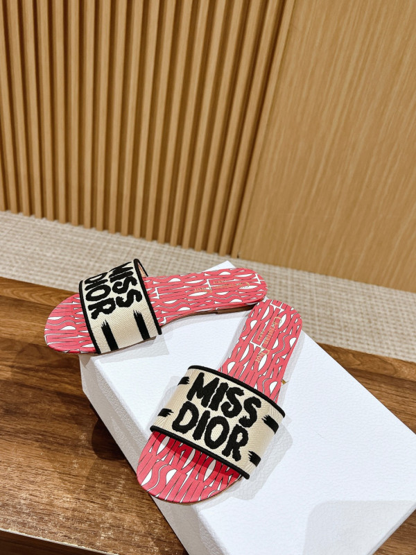 DIRO DWAY SLIDES