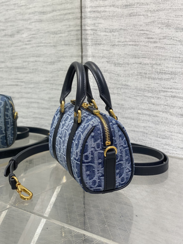 Diro Groove 17 Nano Bag