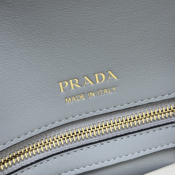 Pra*a doux medium leather shoulder bag-29*16*9.5cm