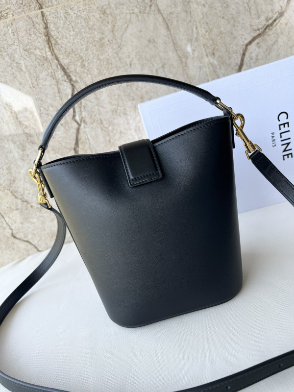 Ce**e small bucket l0*ise in smooth calfskin - 16-19-12cm