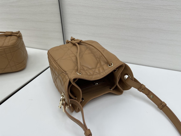 Diro D-Motion Bag - 18.5x20.5x11CM