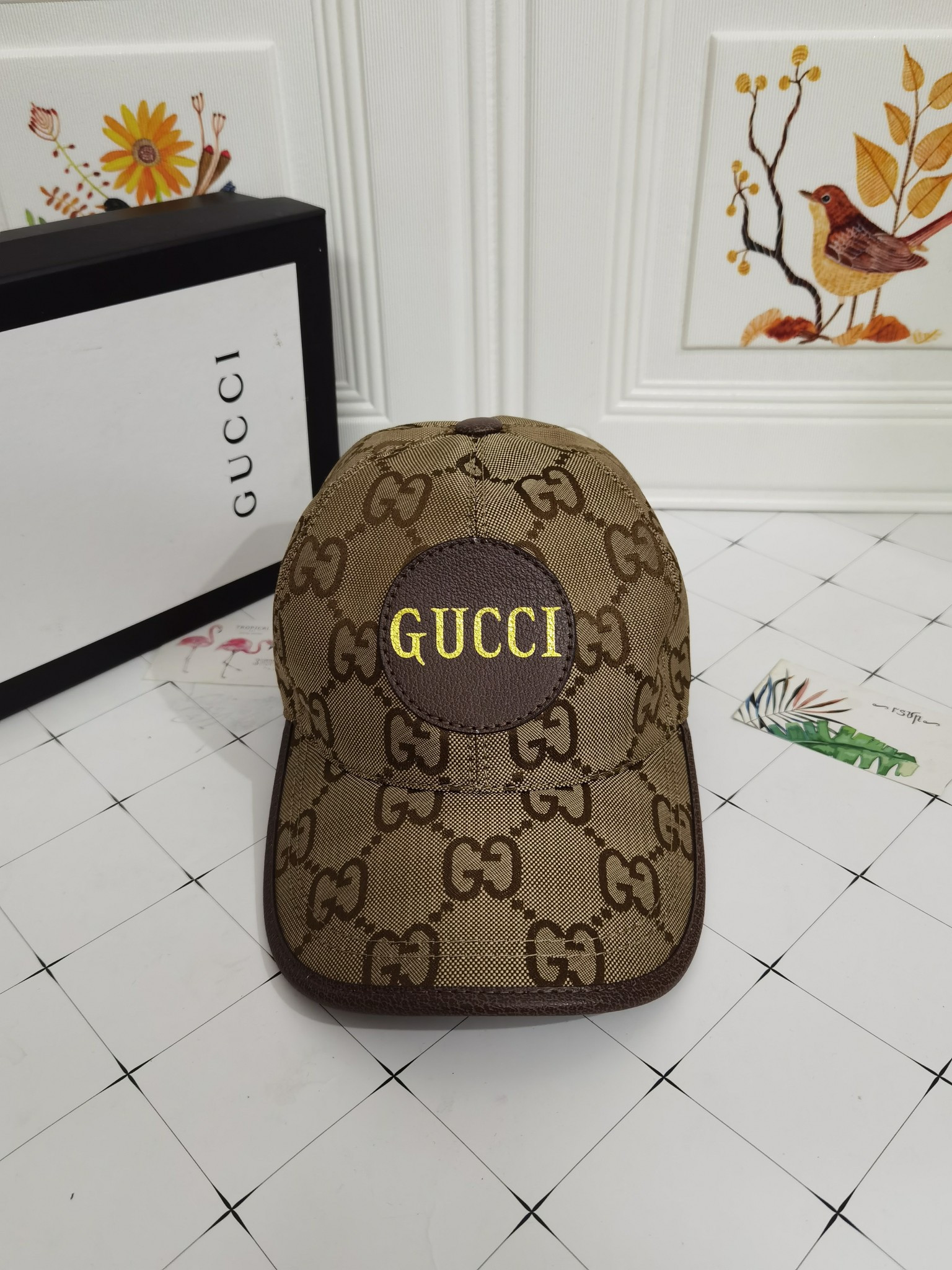 G*u*i hat