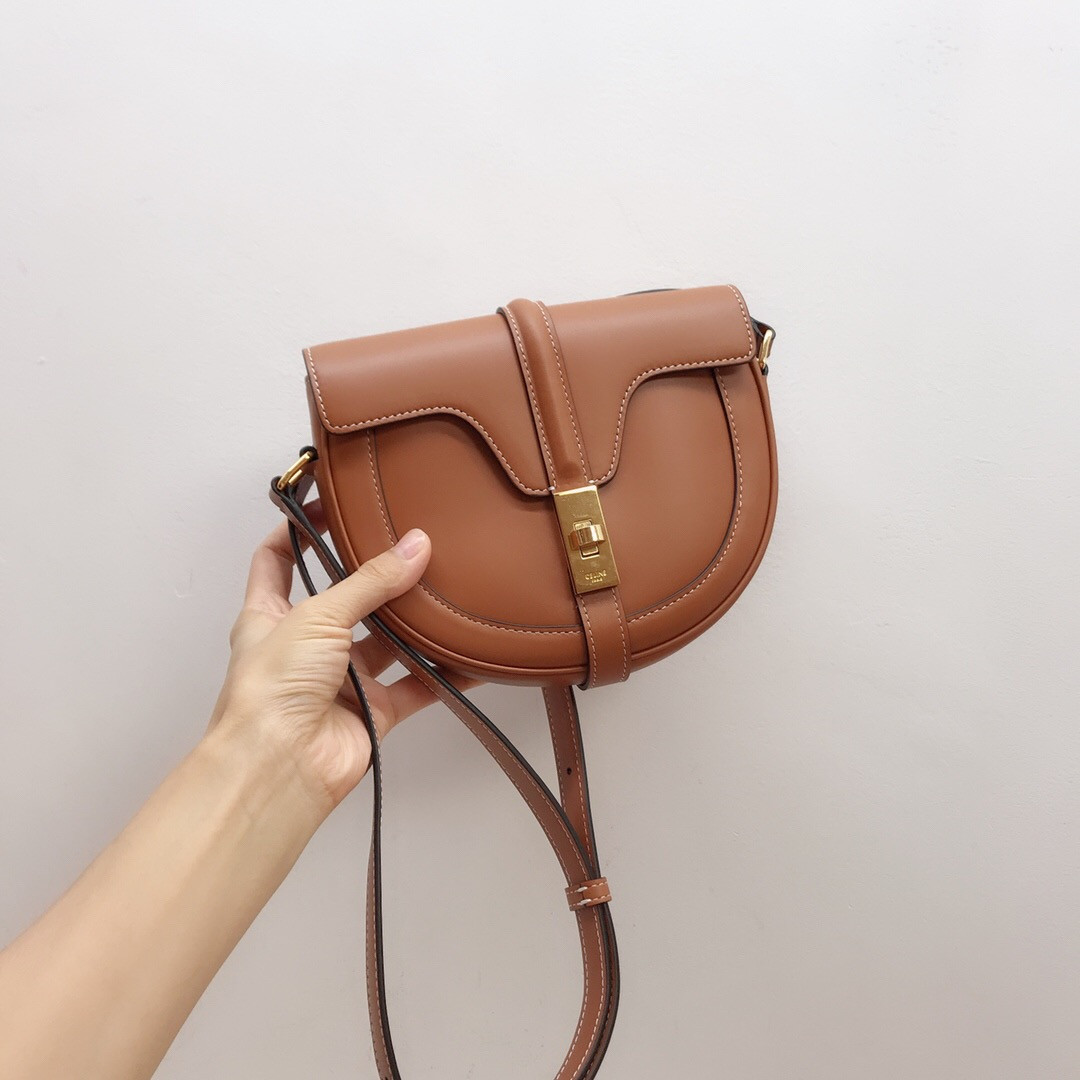 CELIN* SMALL BESACE 16 BAG IN SATINATED CALFSKIN