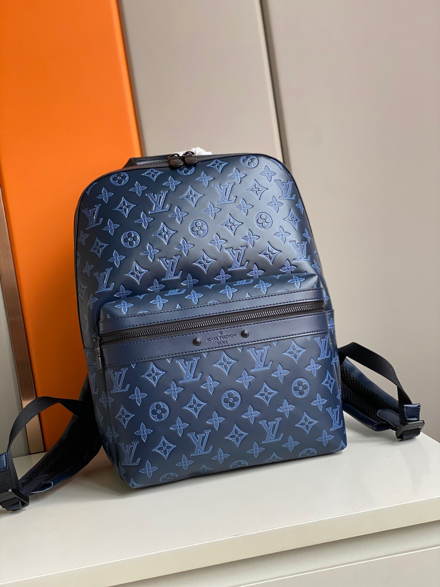 l0*is V*t0n sprinter backpack