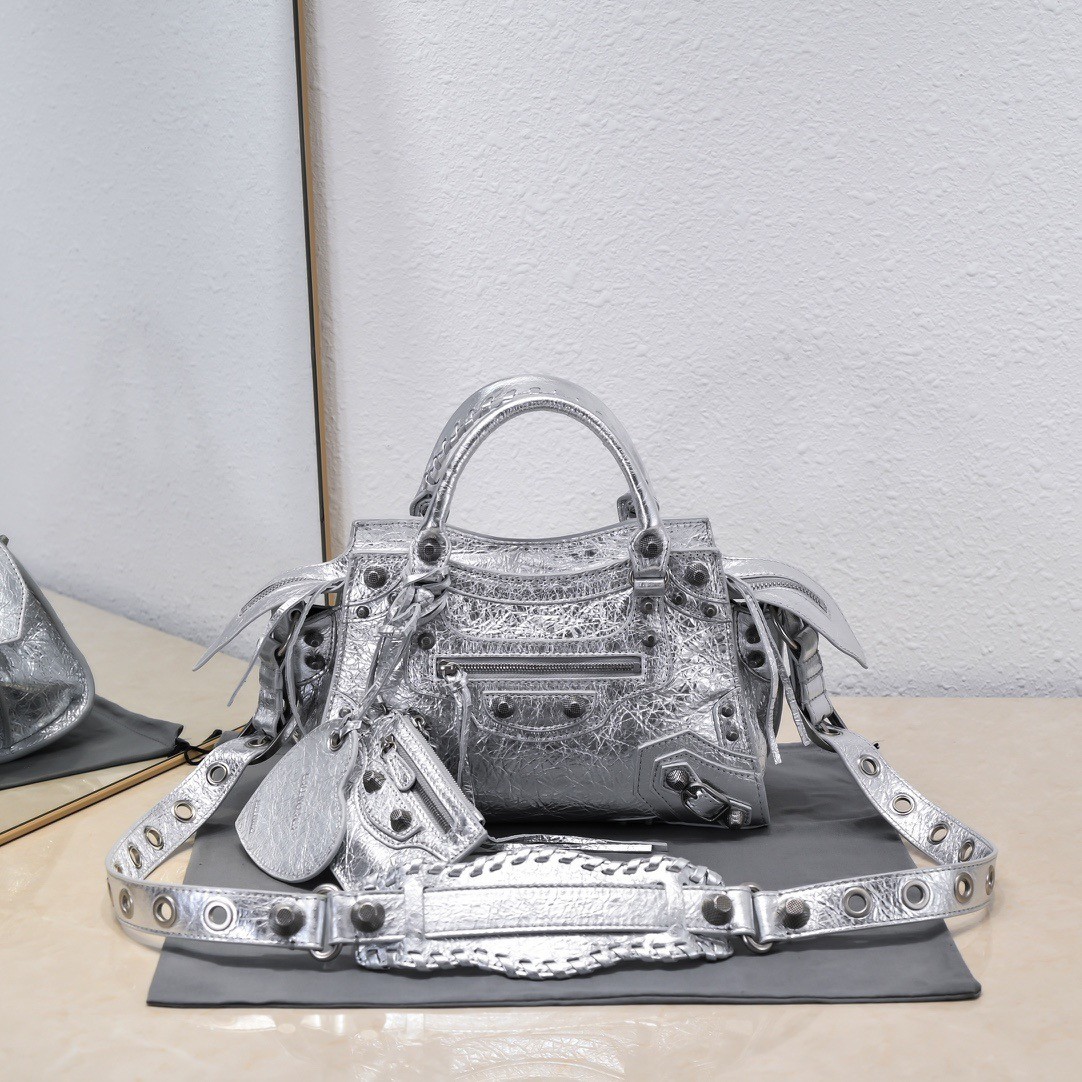 Ba*len*cia*ga neo cagole xs handbag