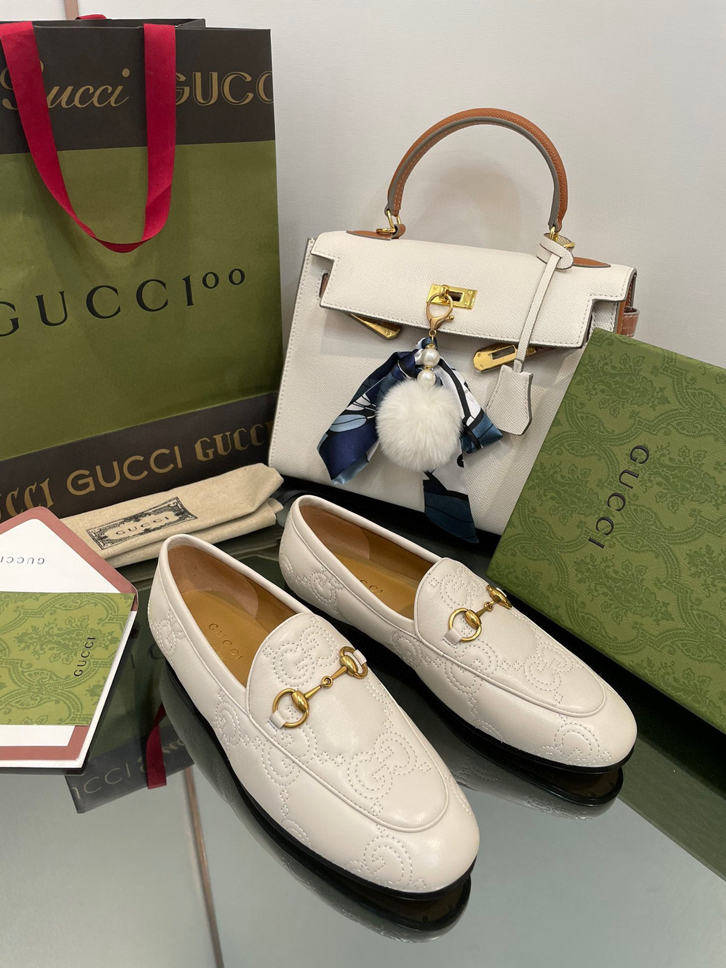 G*u*i gg jordaan loafer