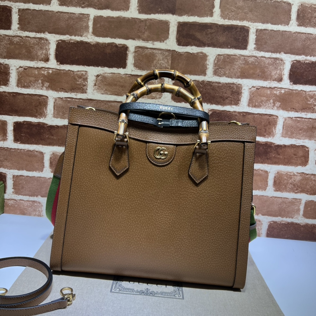 G*u*i diana medium tote bag