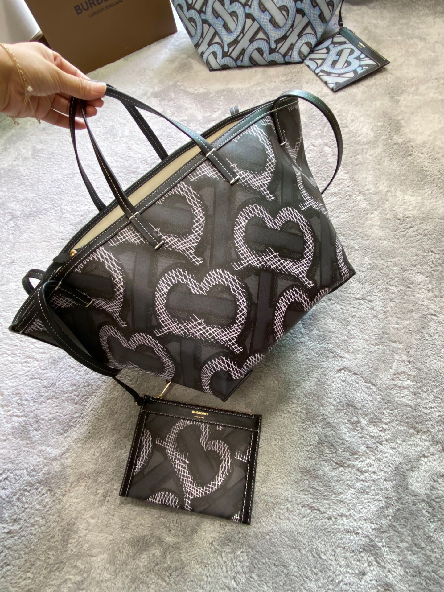 B**rry tote