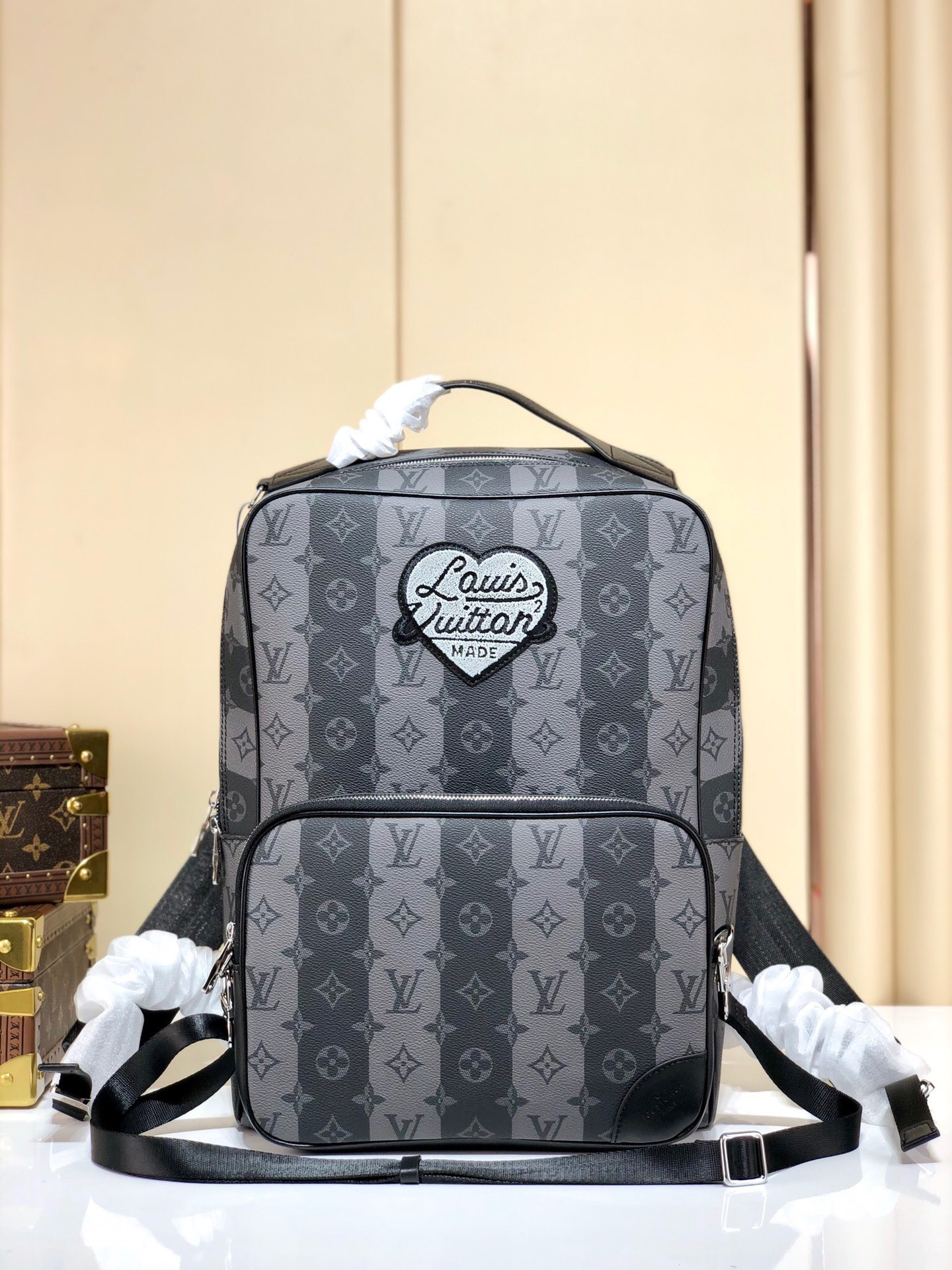 l0*is V*t0n utilitary backpack