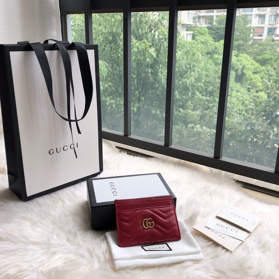 G*u*i marmont card case