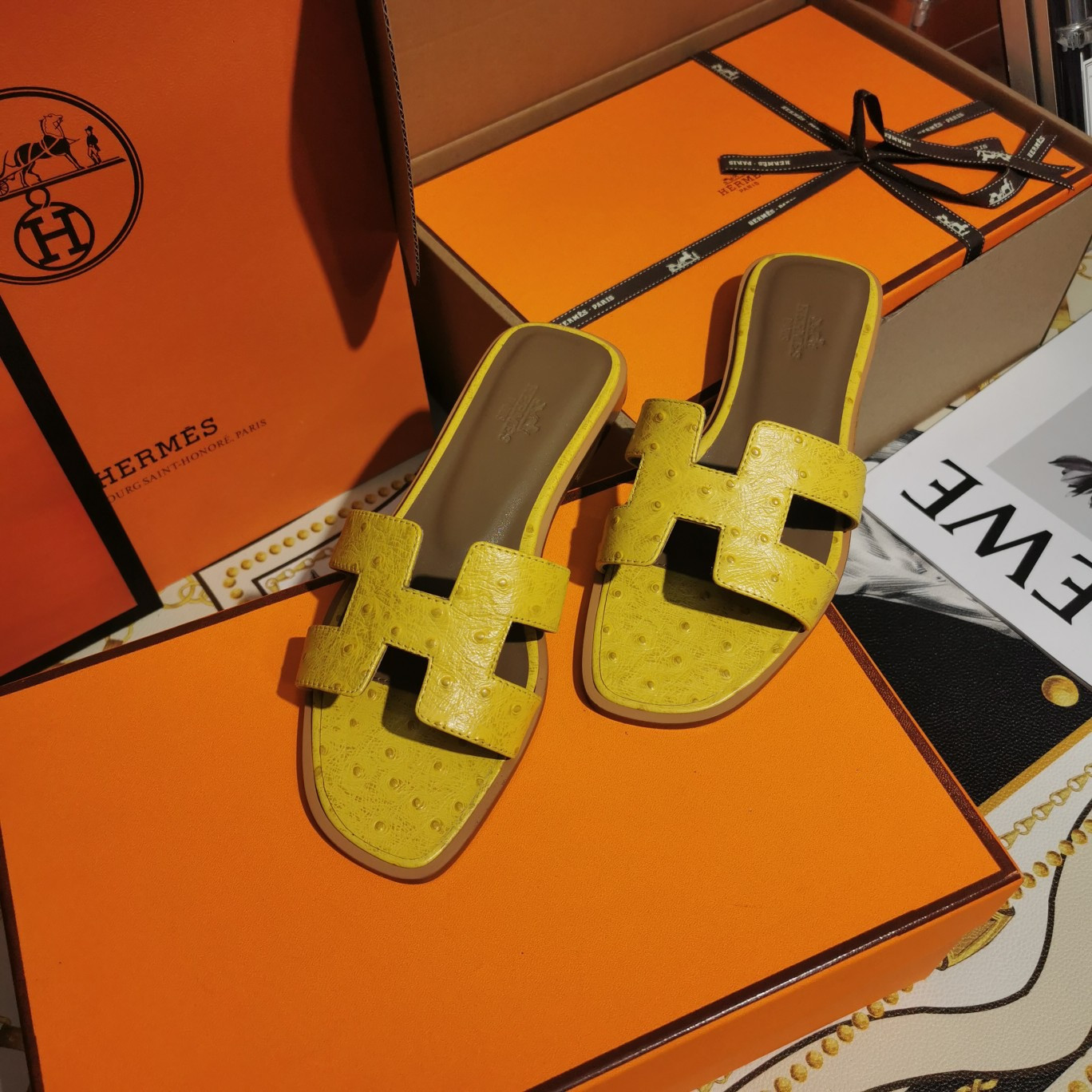 H**mes sandal