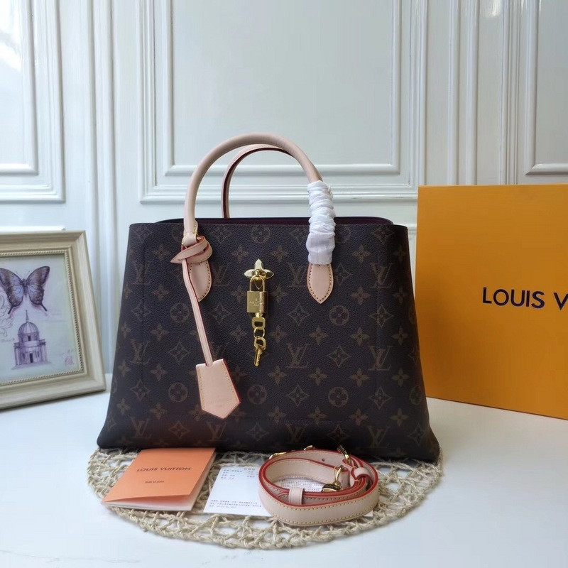 l0*is V*t0n flower tote