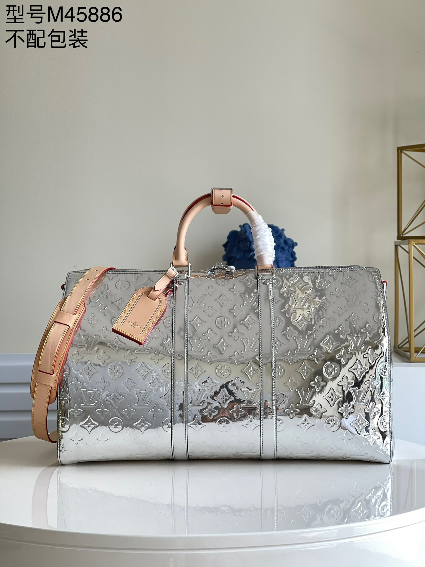 l0*is V*t0n keepall bandouliÈre 50