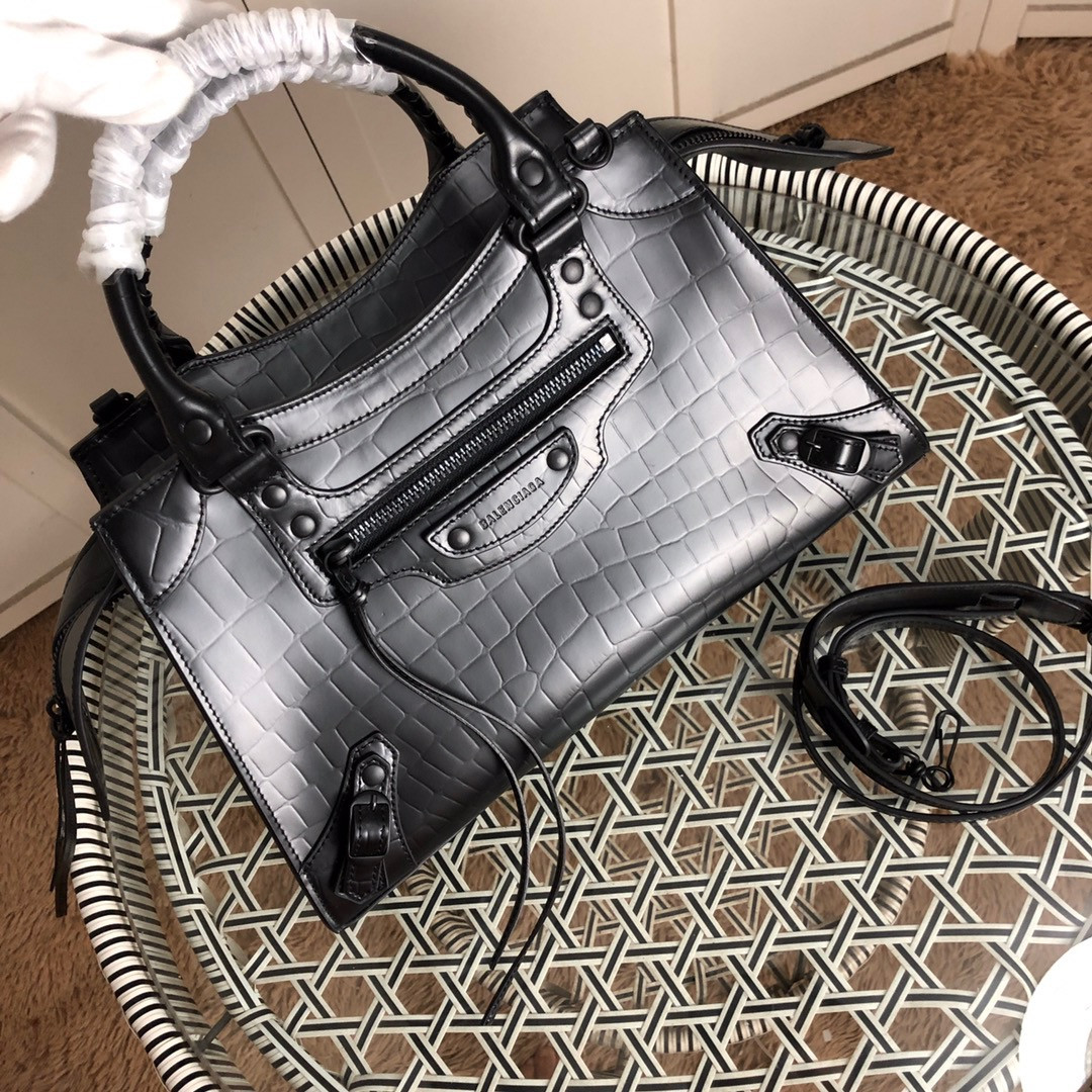 Ba*len*cia*ga neo classic small top handle bag