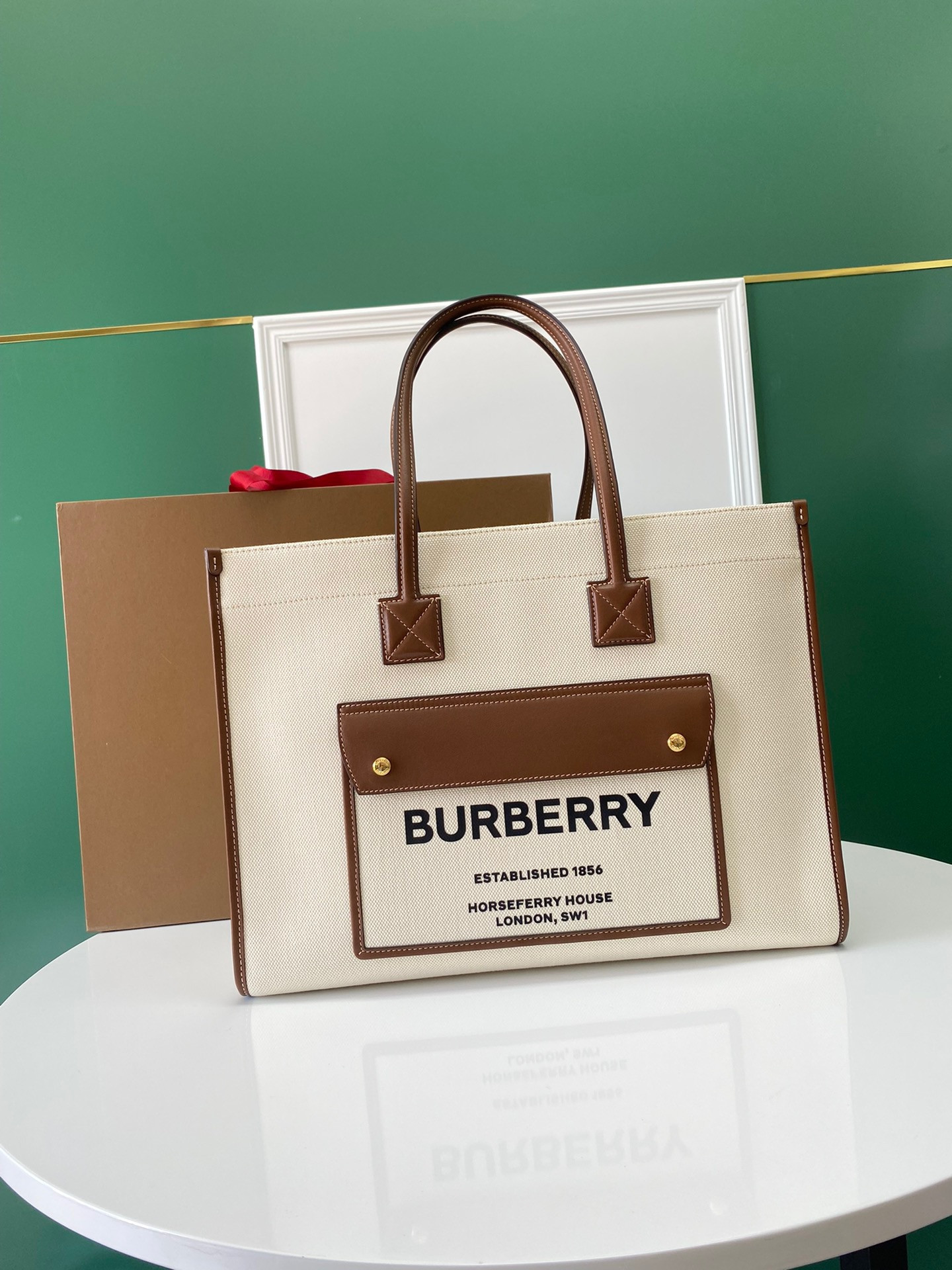 B**rry small freya tote