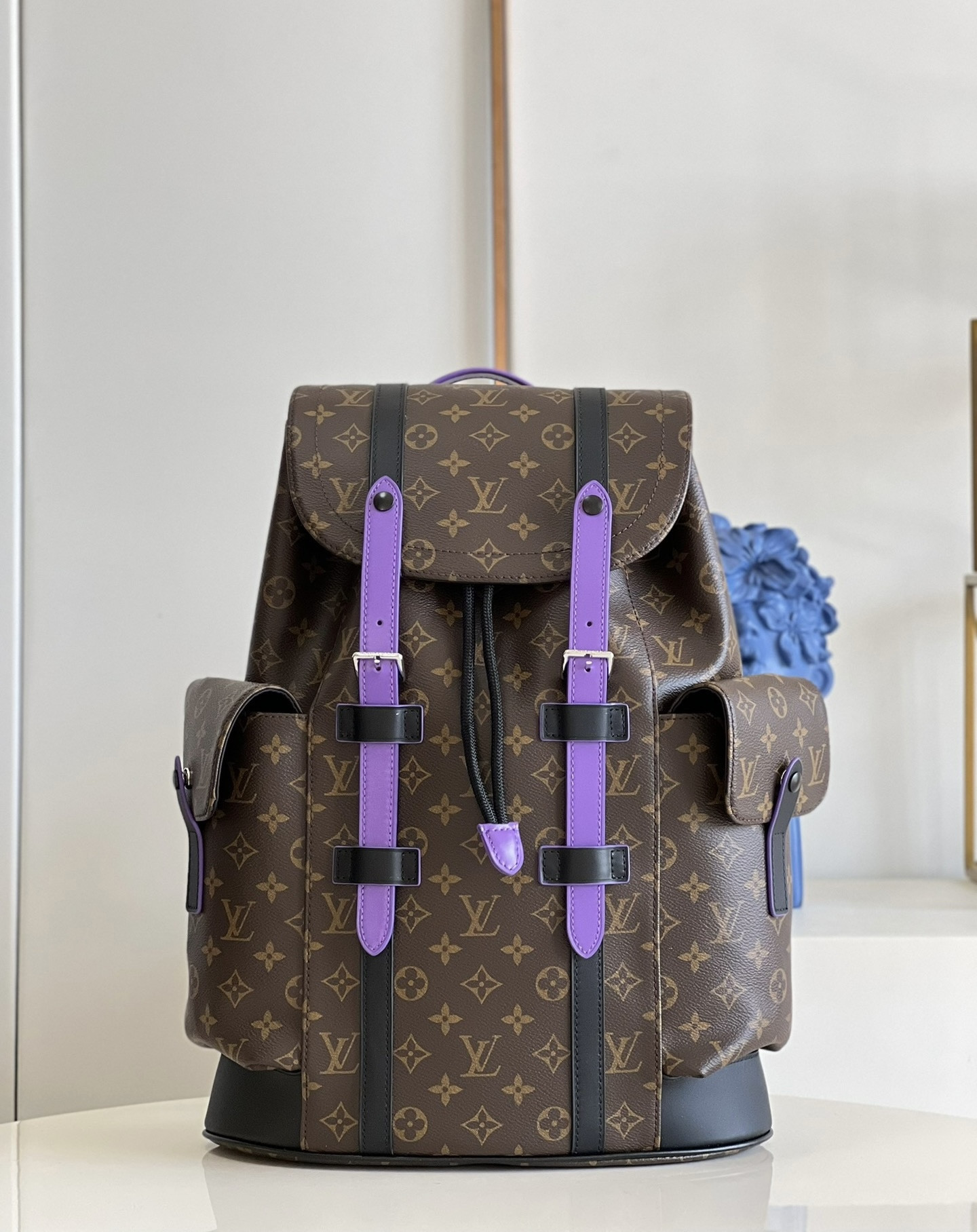 l0*is V*t0n christopher backpack