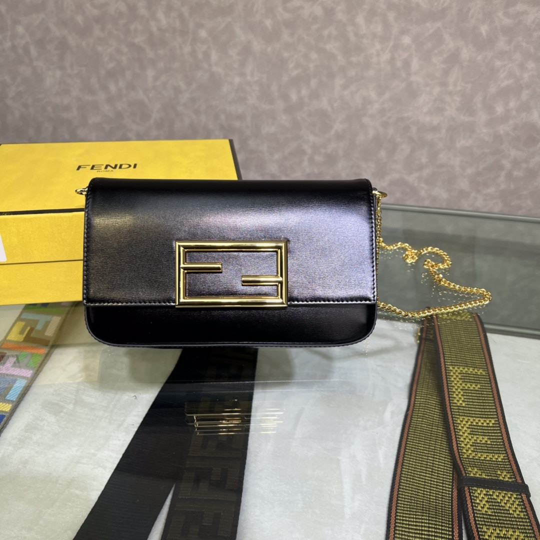 F**di wallet on chain with pouches