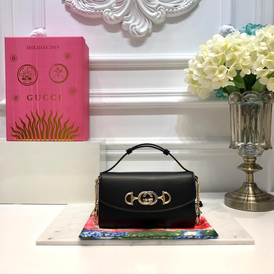 G*u*i zumi smooth leather mini shoulder bag