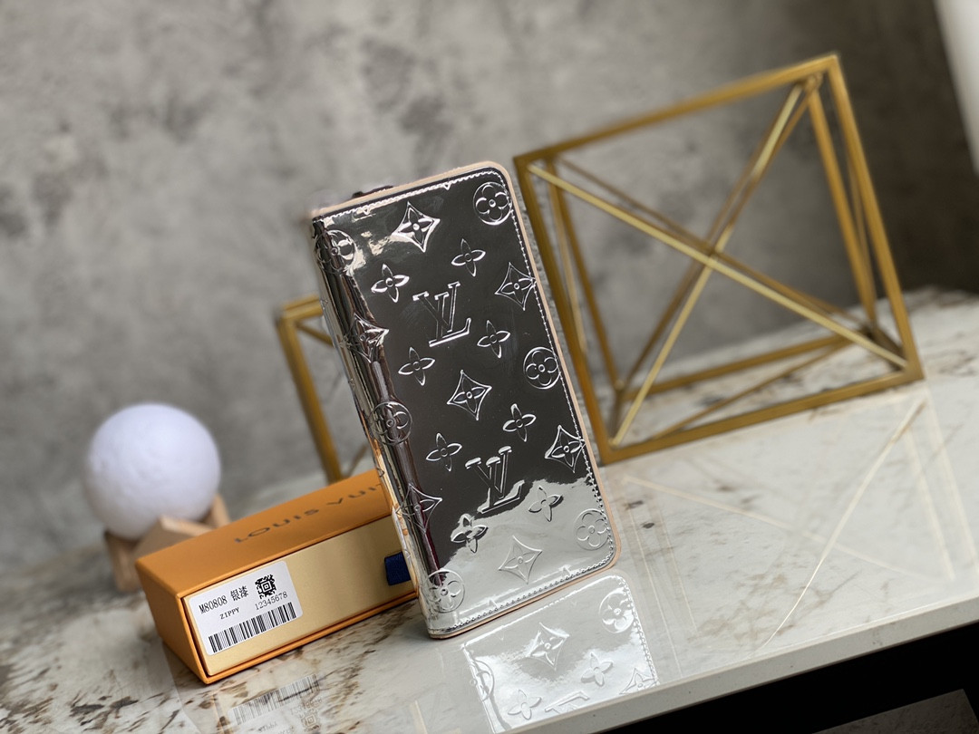 l0*is V*t0n zippy wallet vertical