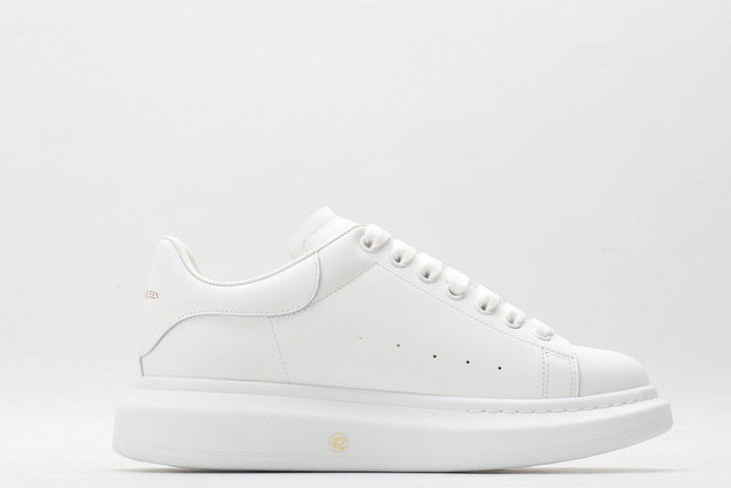 ale*d*r M*Q*en oversized sneaker