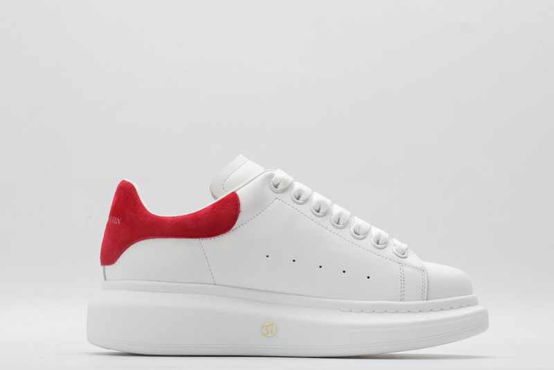 ale*d*r M*Q*en oversized sneaker