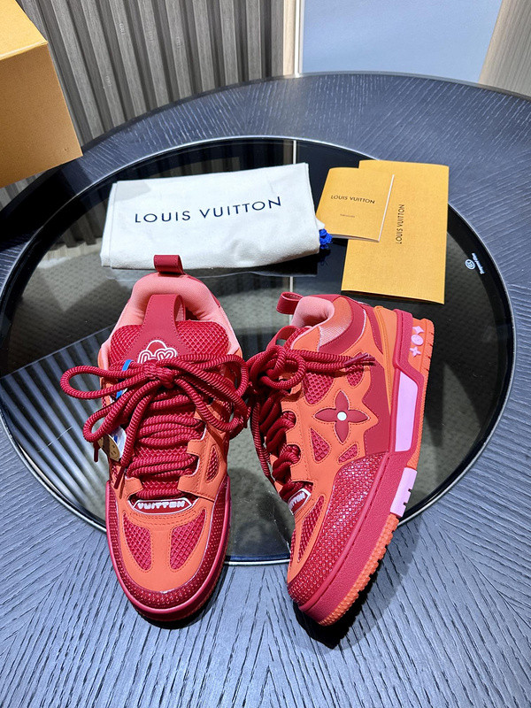 l0*is V*t0n trainer sneaker
