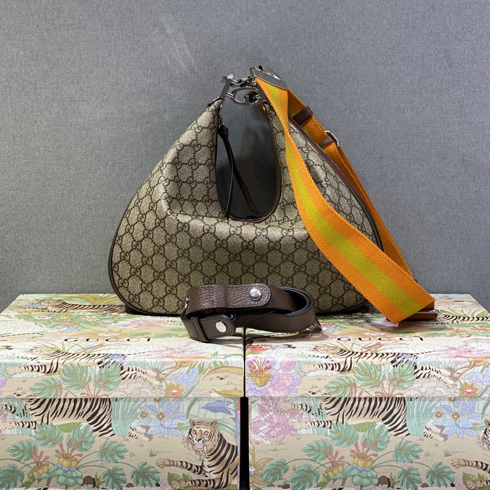 G*u*i attache large shoulder bag