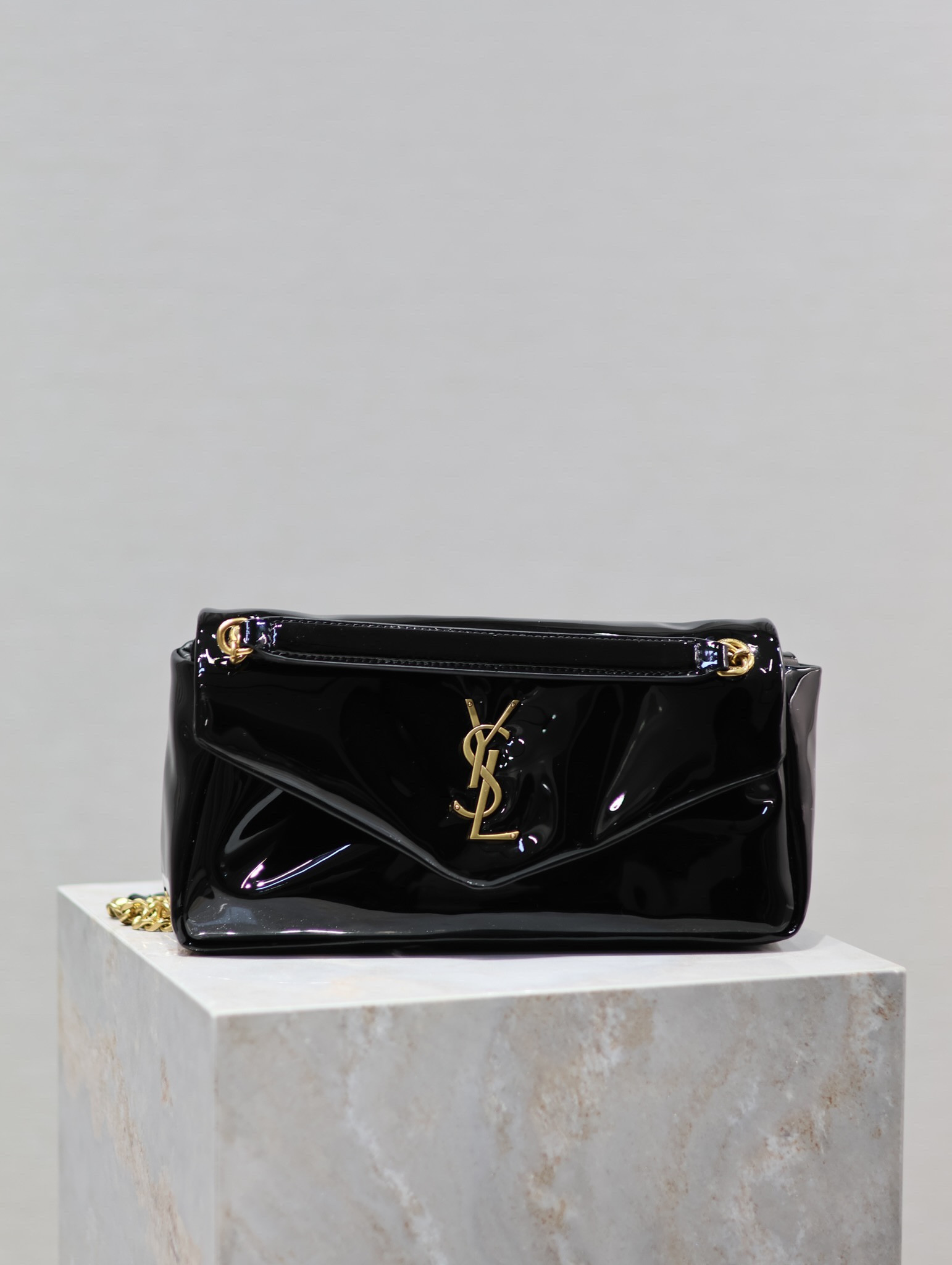 Y*L calypso in plunged lambskin