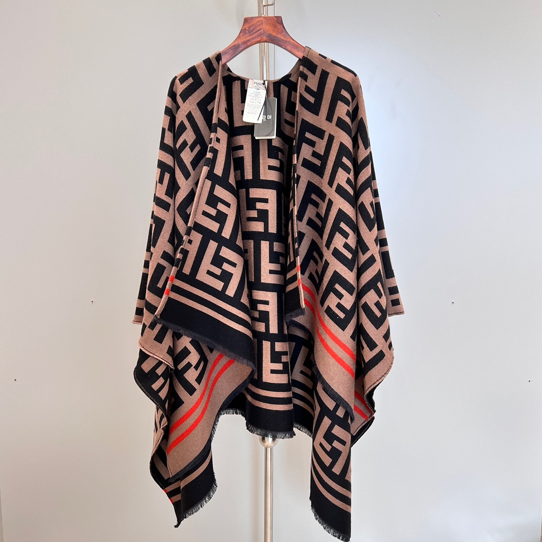 F**di poncho