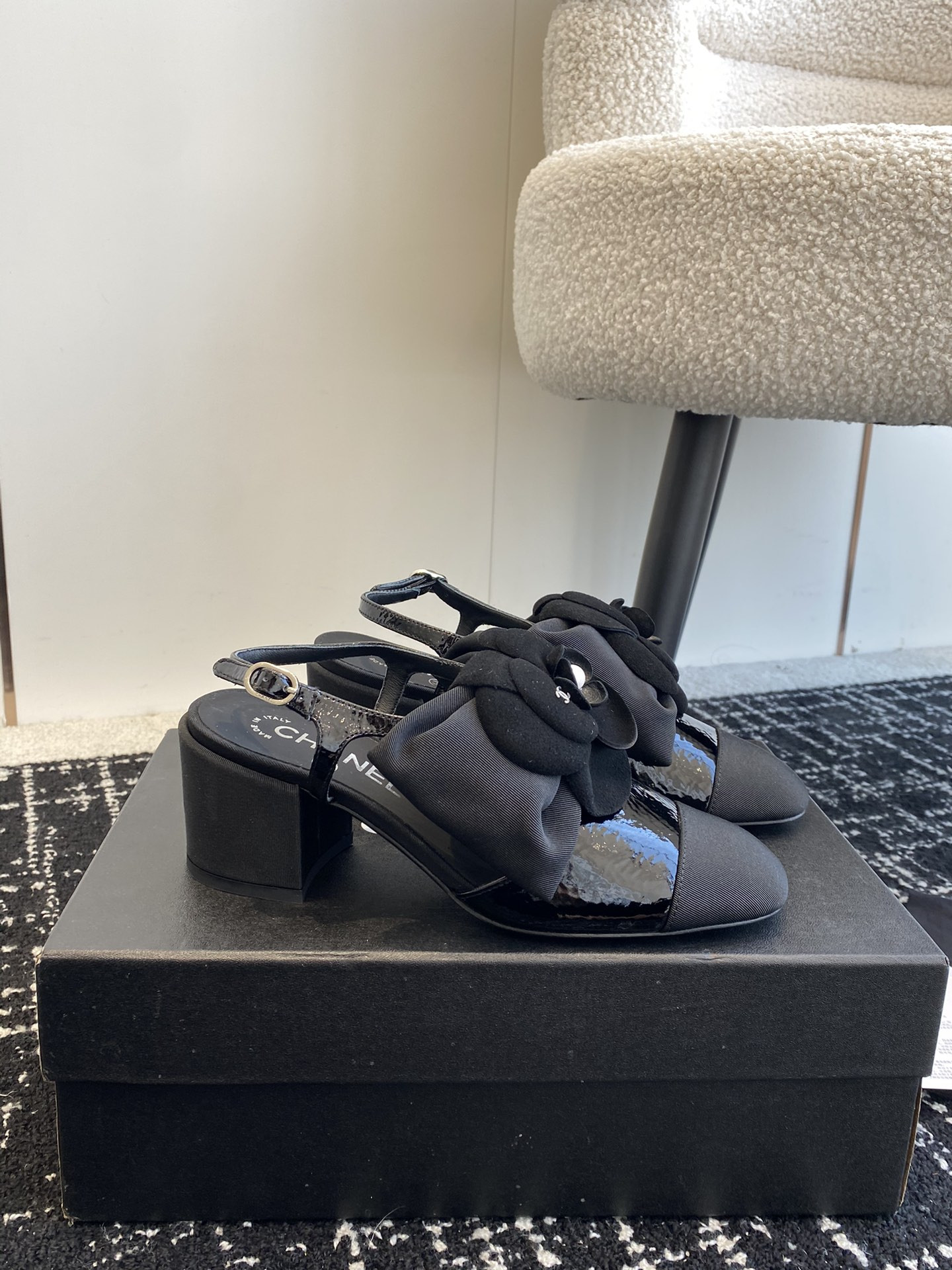 CL SLINGBACKS