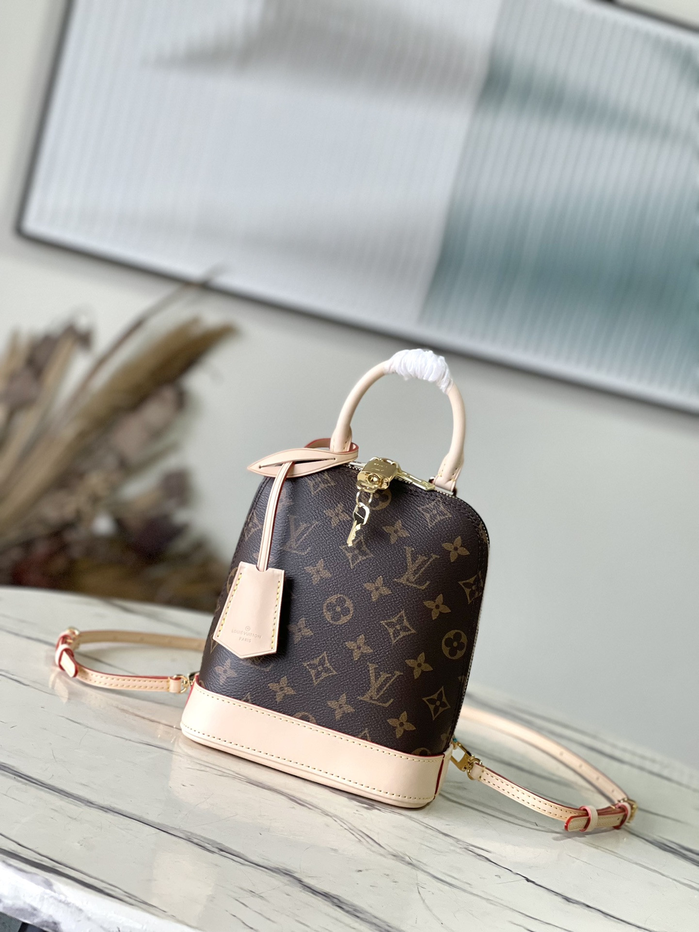l0*is V*t0n alma backpack - 15*20*10 cm