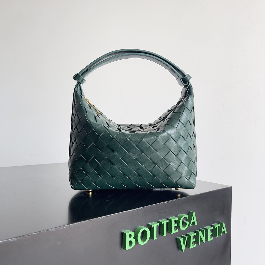 bo*te*ga Ve*ne*ta  candy wallace-22*13*9cm