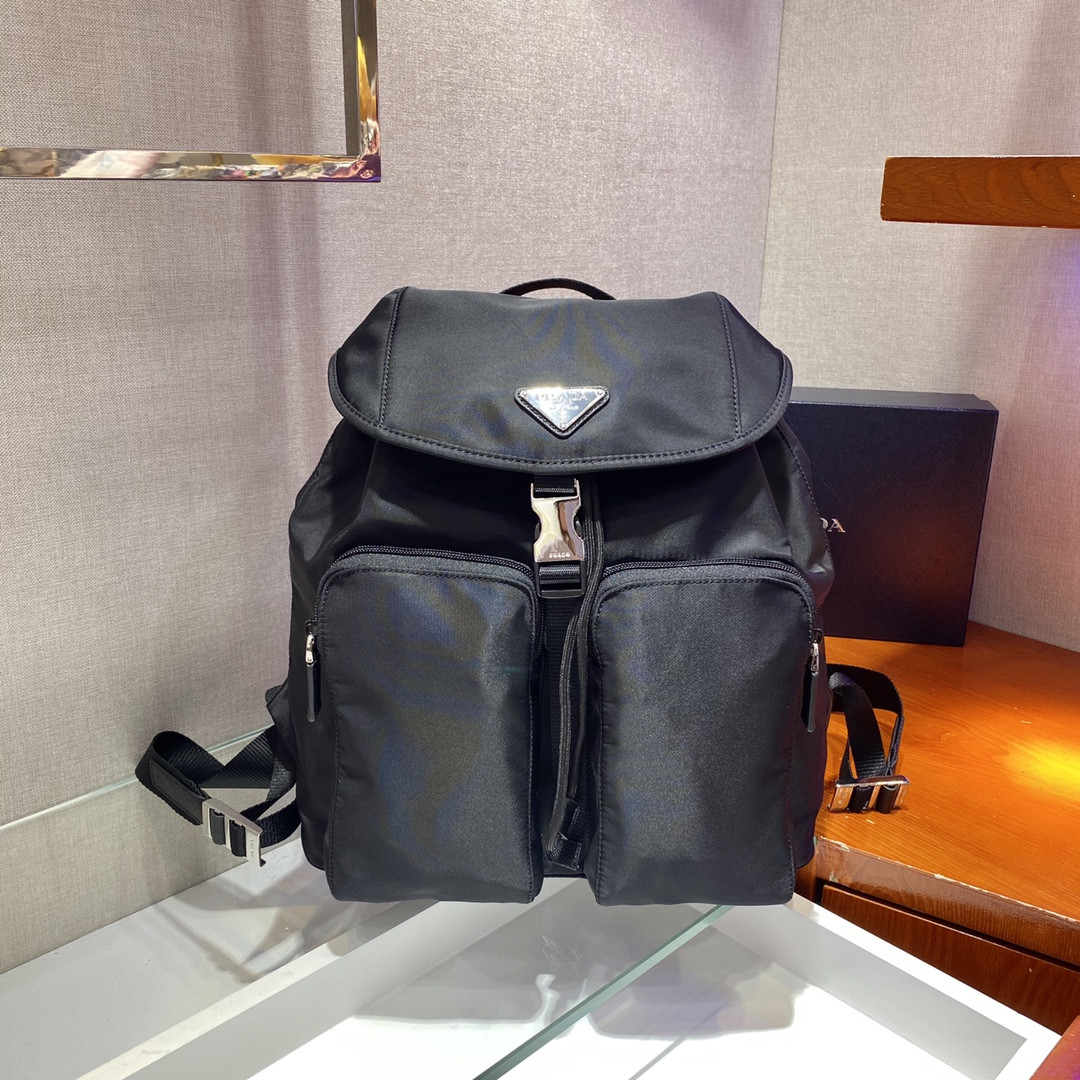 Pra*a backpack-30*34*13cm