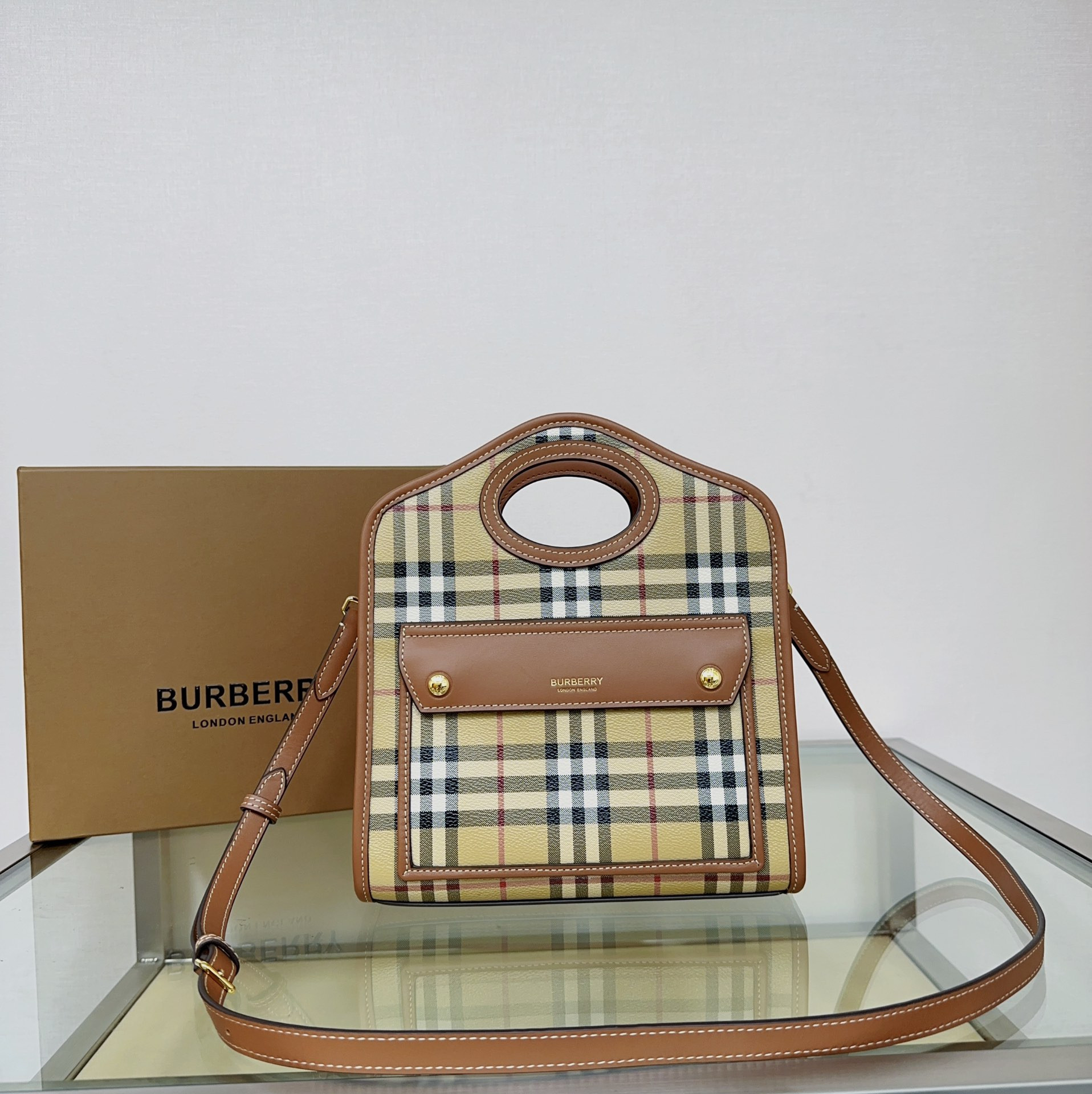 B**rry mini pocket bag-23*6*26.5cm