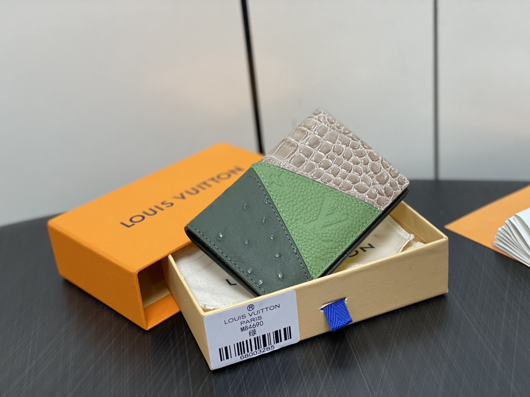 l0*is V*t0n pocket organizer-7.5*11.1*1 cm