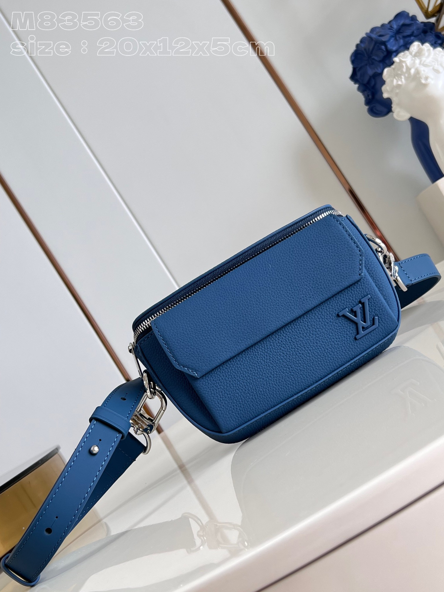 l0*is V*t0n pilot wearable wallet-20*12*5.5cm