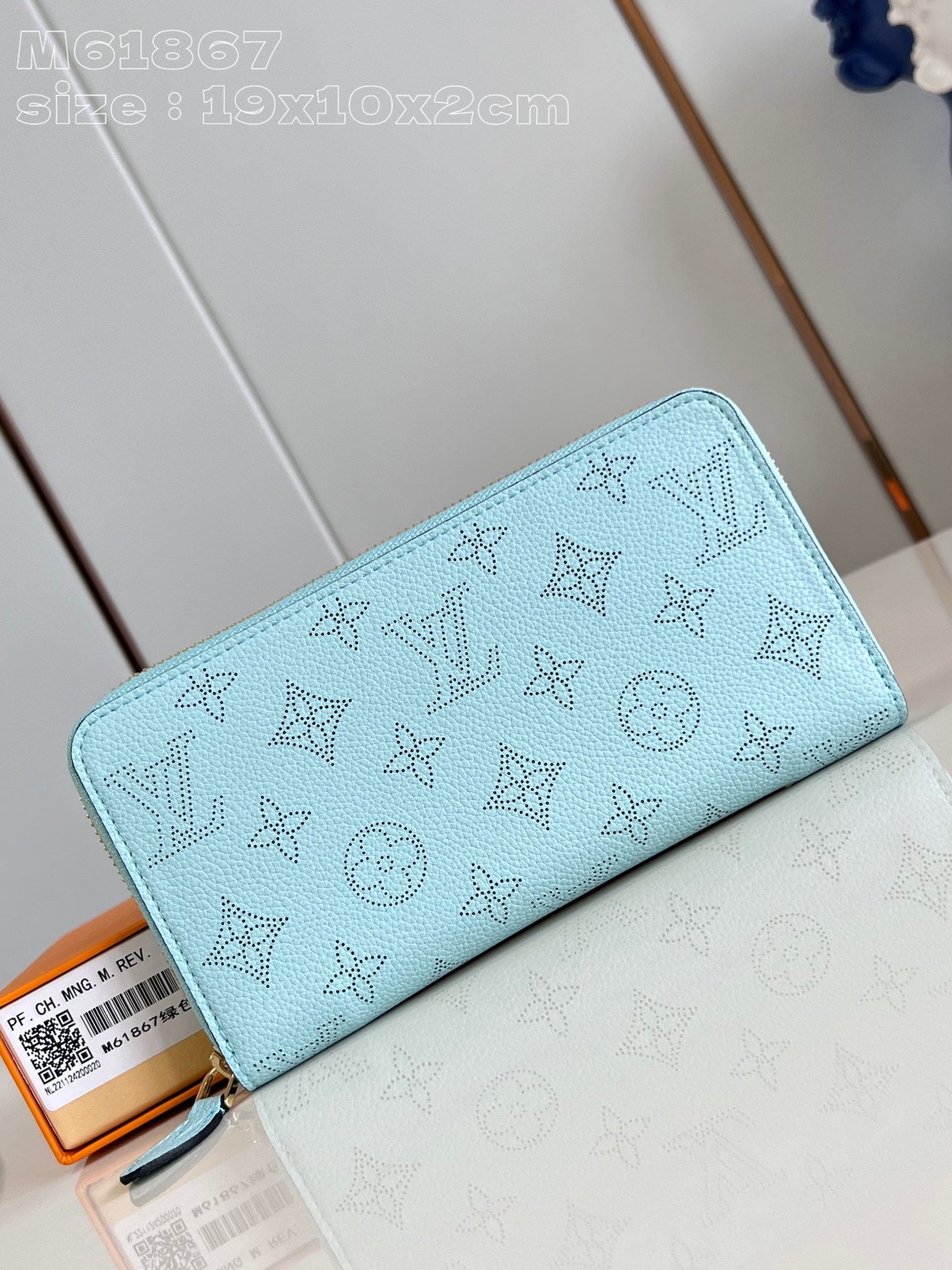 l0*is V*t0n zippy wallet-10*20*2 cm