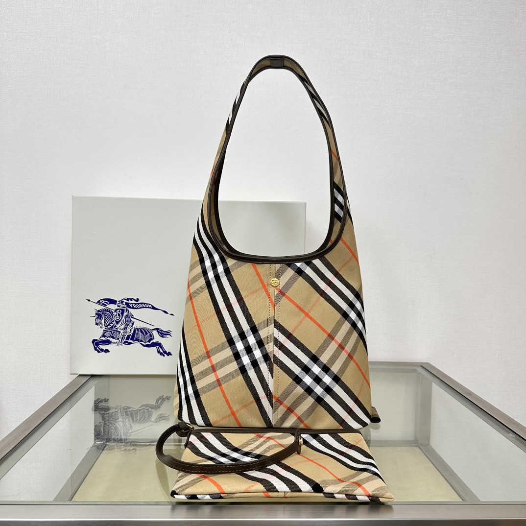 B**rry small check shoulder bag