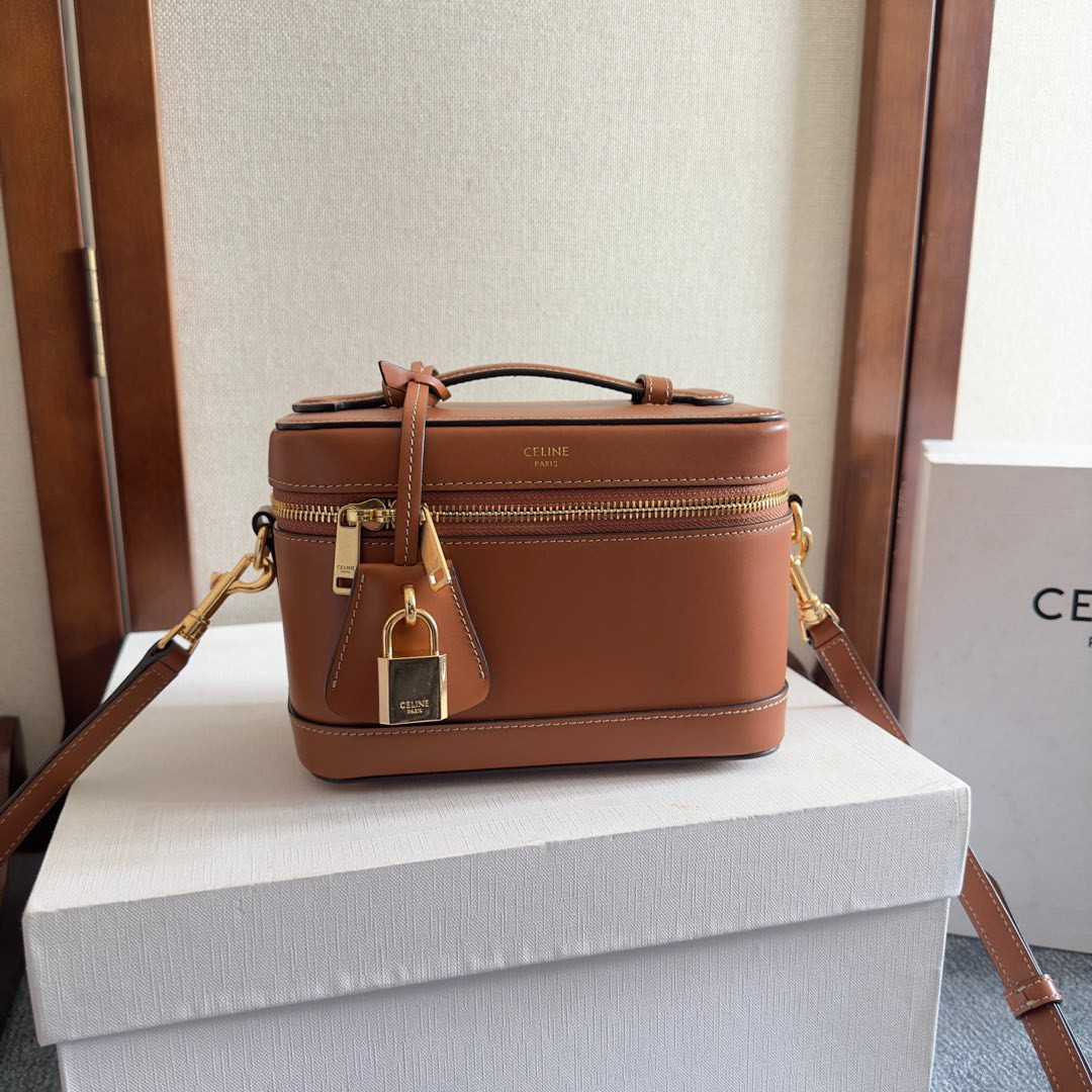 CELIN* VANITY - 18x12x18cm