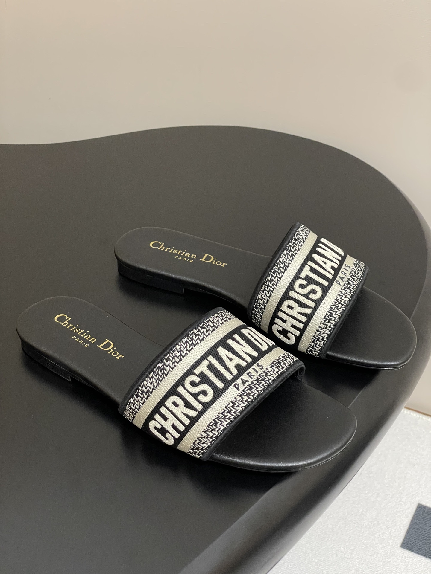 DIRO DWAY SLIDES