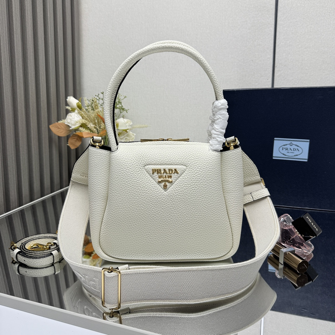 Pra*a small leather bag - 23*21*10cm